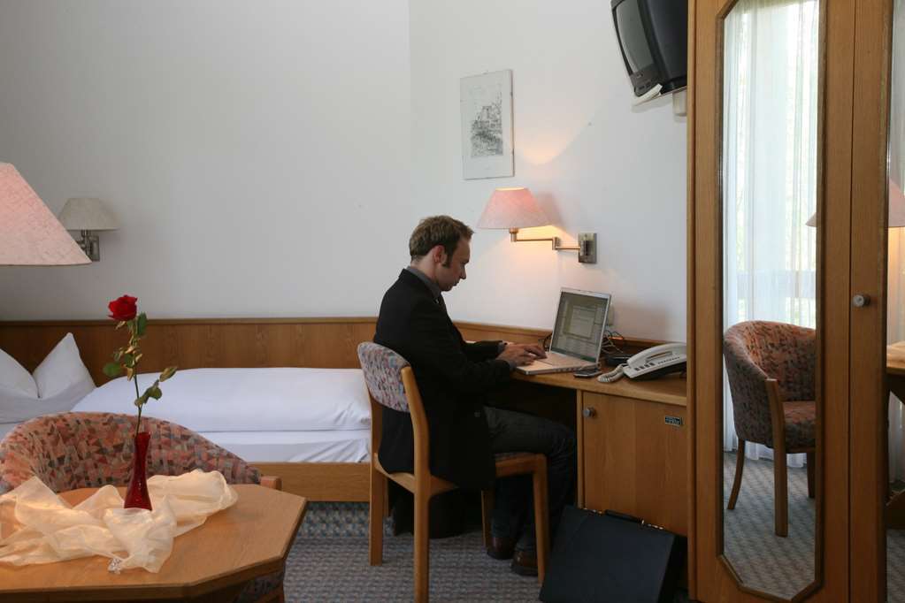 Hotel Mohren 오치센하우젠 객실 사진