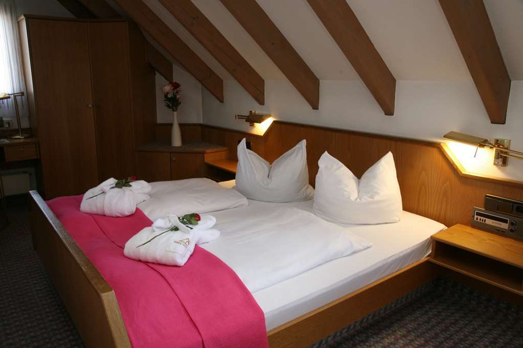 Hotel Mohren 오치센하우젠 객실 사진